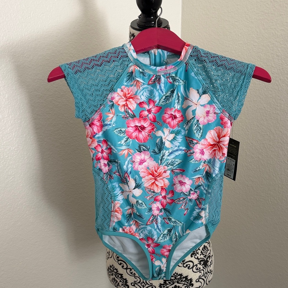 NWT Art Class Floral Kids Swimwear M (8) Plus Girls